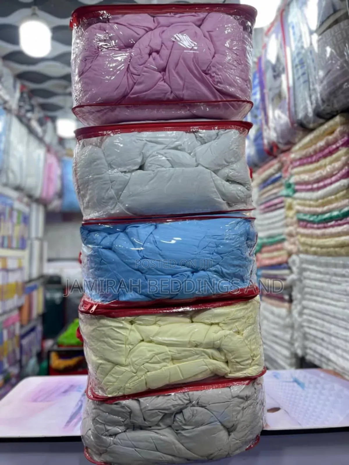 Strips Duvet in Plain Colors