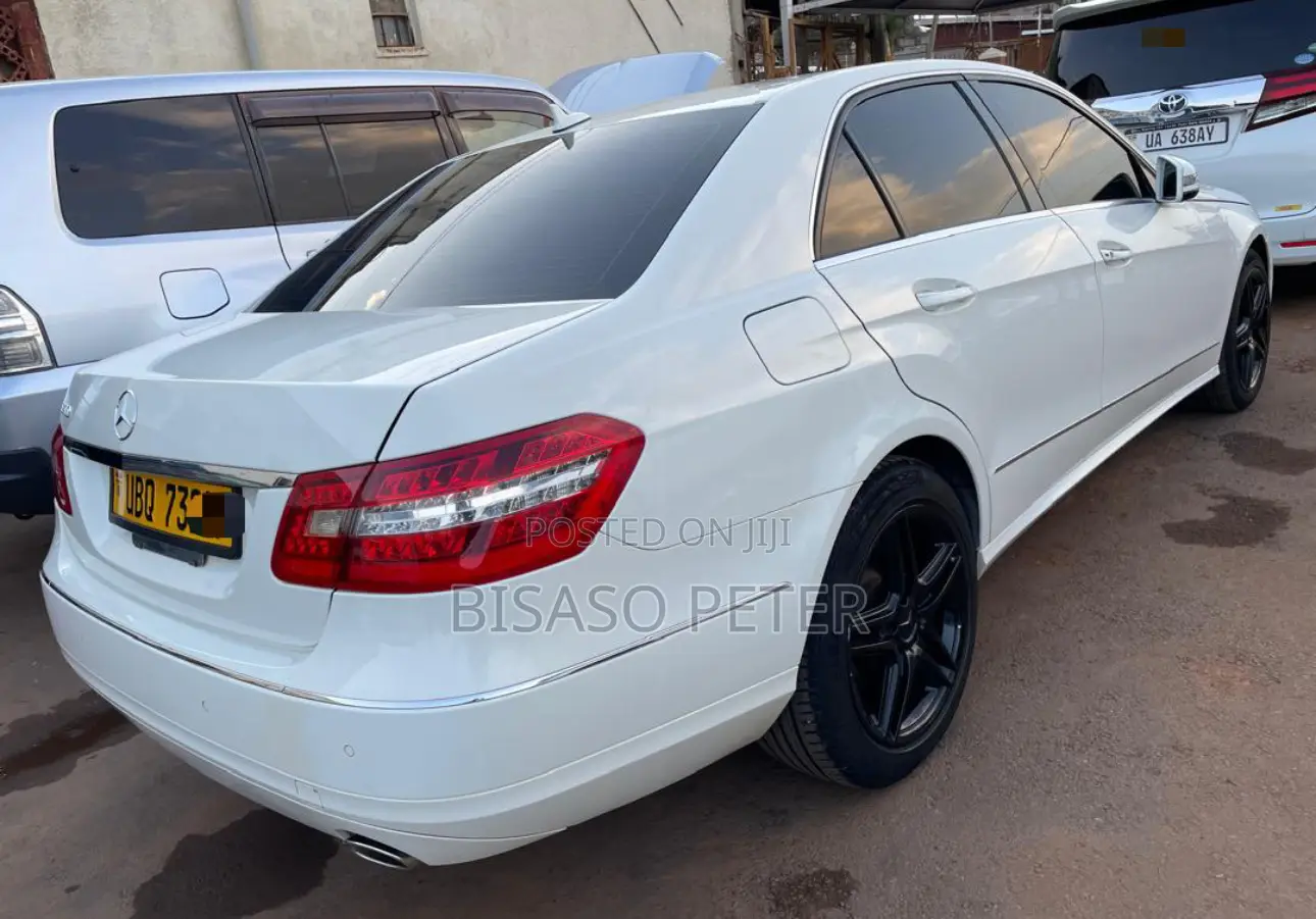 Mercedes-Benz E300 2011 White