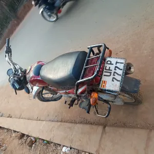 Bajaj CT 110X 2023 Red