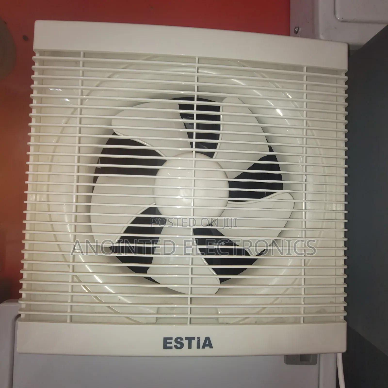 12 Exhust Wall Fans