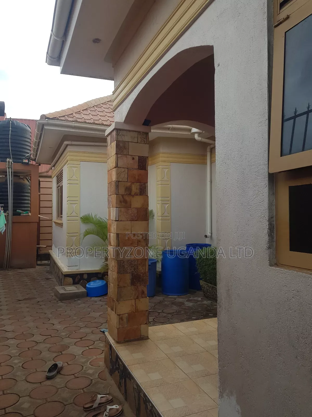 Furnished 3bdrm House in Kawempe for sale