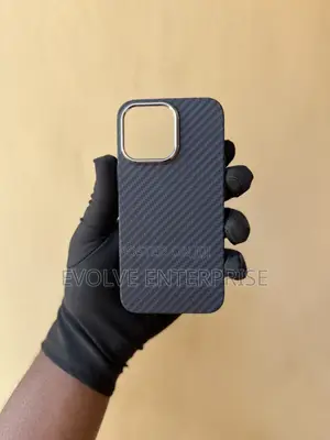 iPhone 13 Pro Carbon Fibre Case