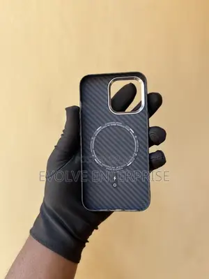 iPhone 13 Pro Carbon Fibre Case