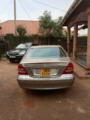 Mercedes-Benz C-Class 2006 Gray
