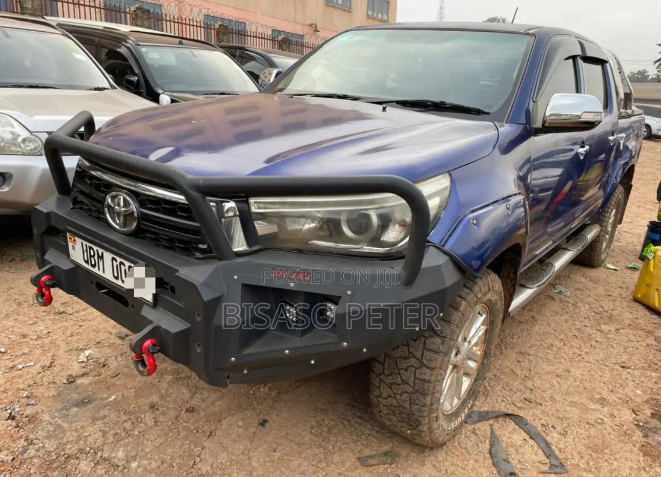 Toyota Hilux 2013 Blue