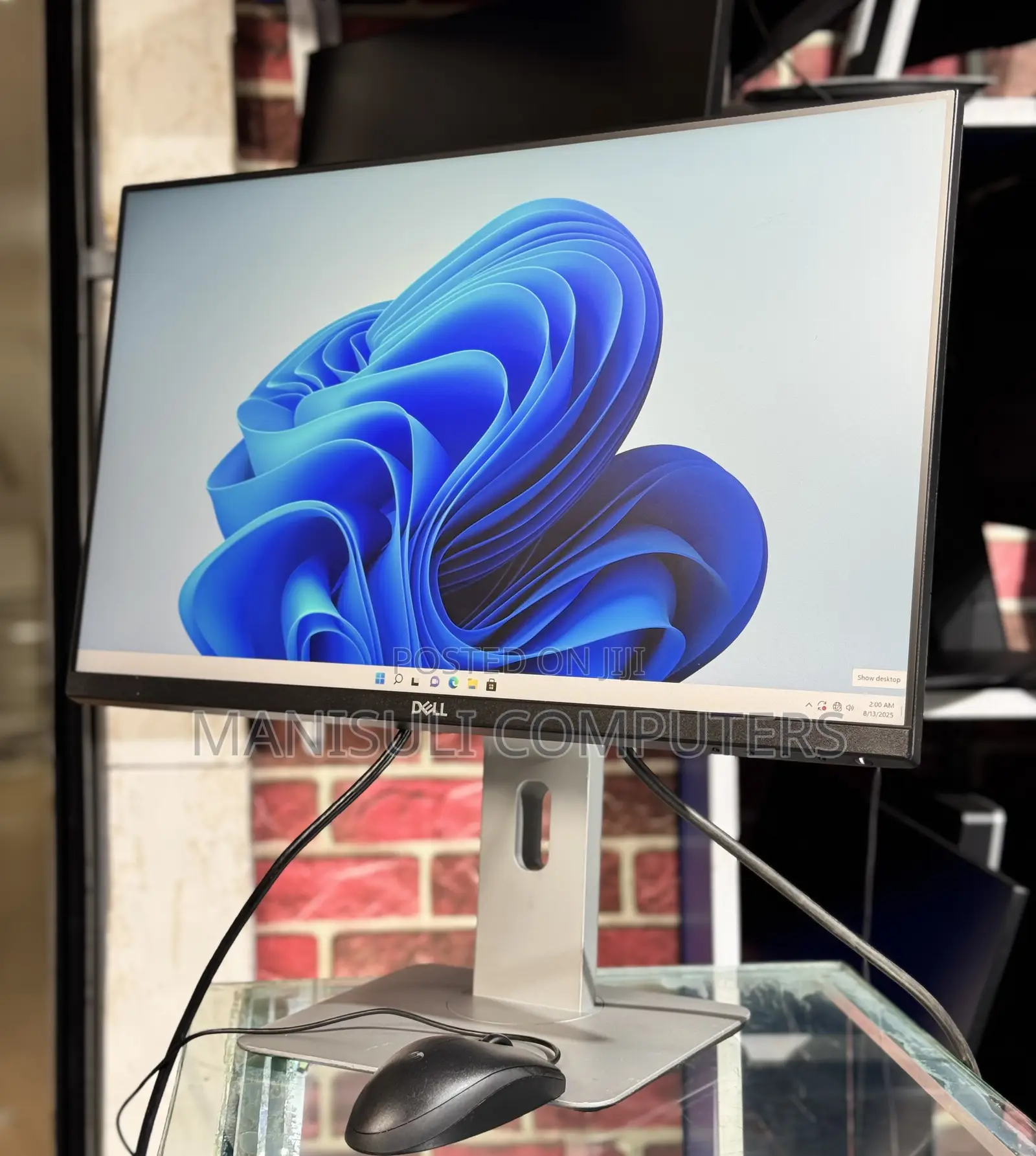 Dell Monitor 23.5 Inch Screen Ips Vga Hdmi Dp Display 
