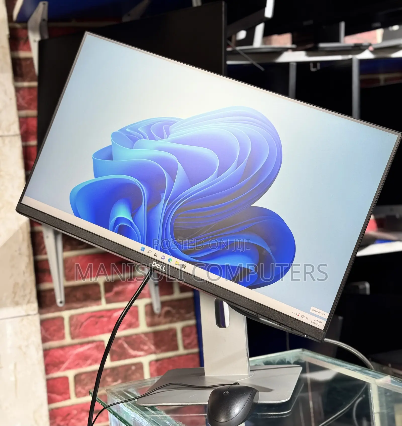 Dell Monitor 23.5 Inch Screen Ips Vga Hdmi Dp Display 