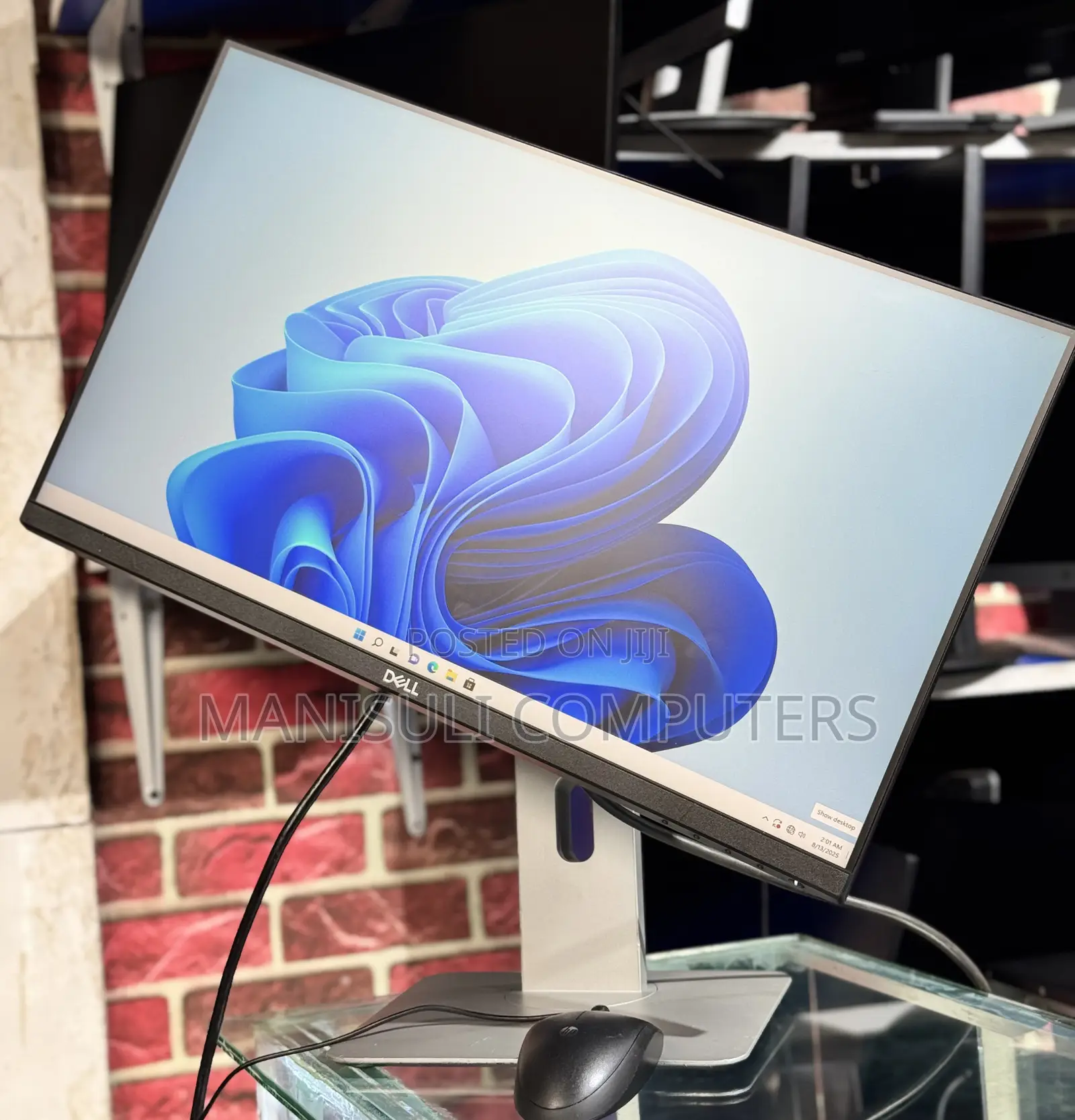 Dell Monitor 23.5 Inch Screen Ips Vga Hdmi Dp Display 