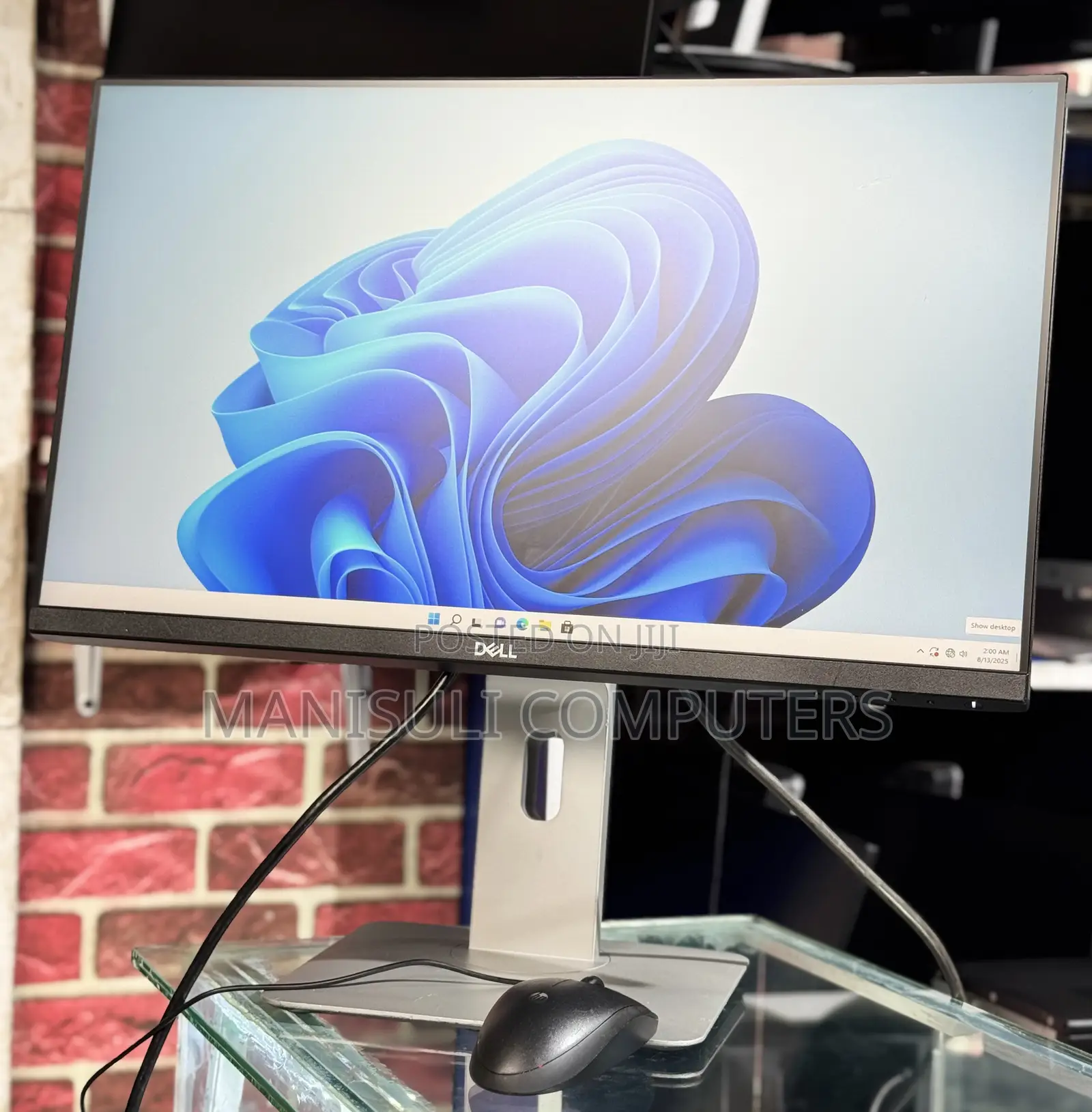 Dell Monitor 23.5 Inch Screen Ips Vga Hdmi Dp Display 