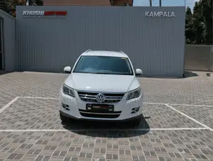 Volkswagen Tiguan 2010 White