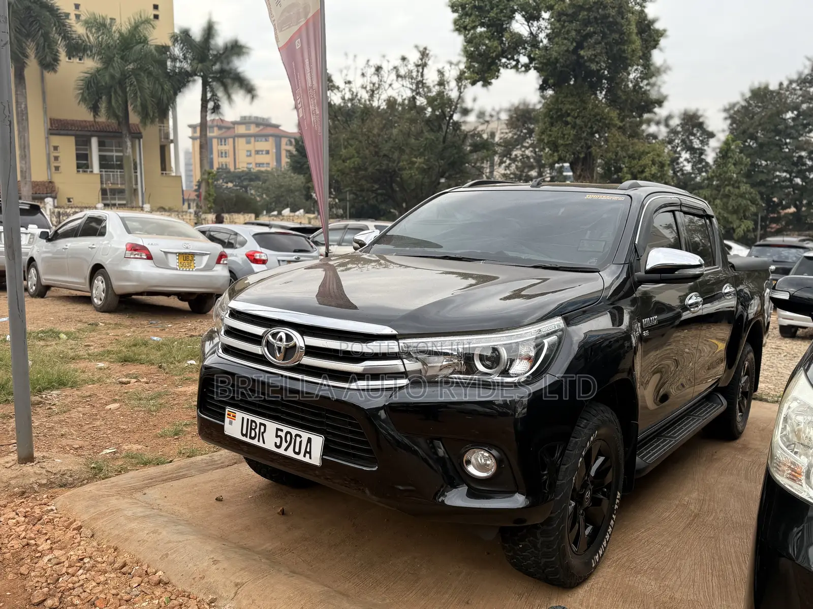 Toyota Hilux 2018 Black