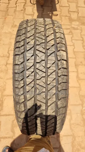 275/70r16 Rxquest