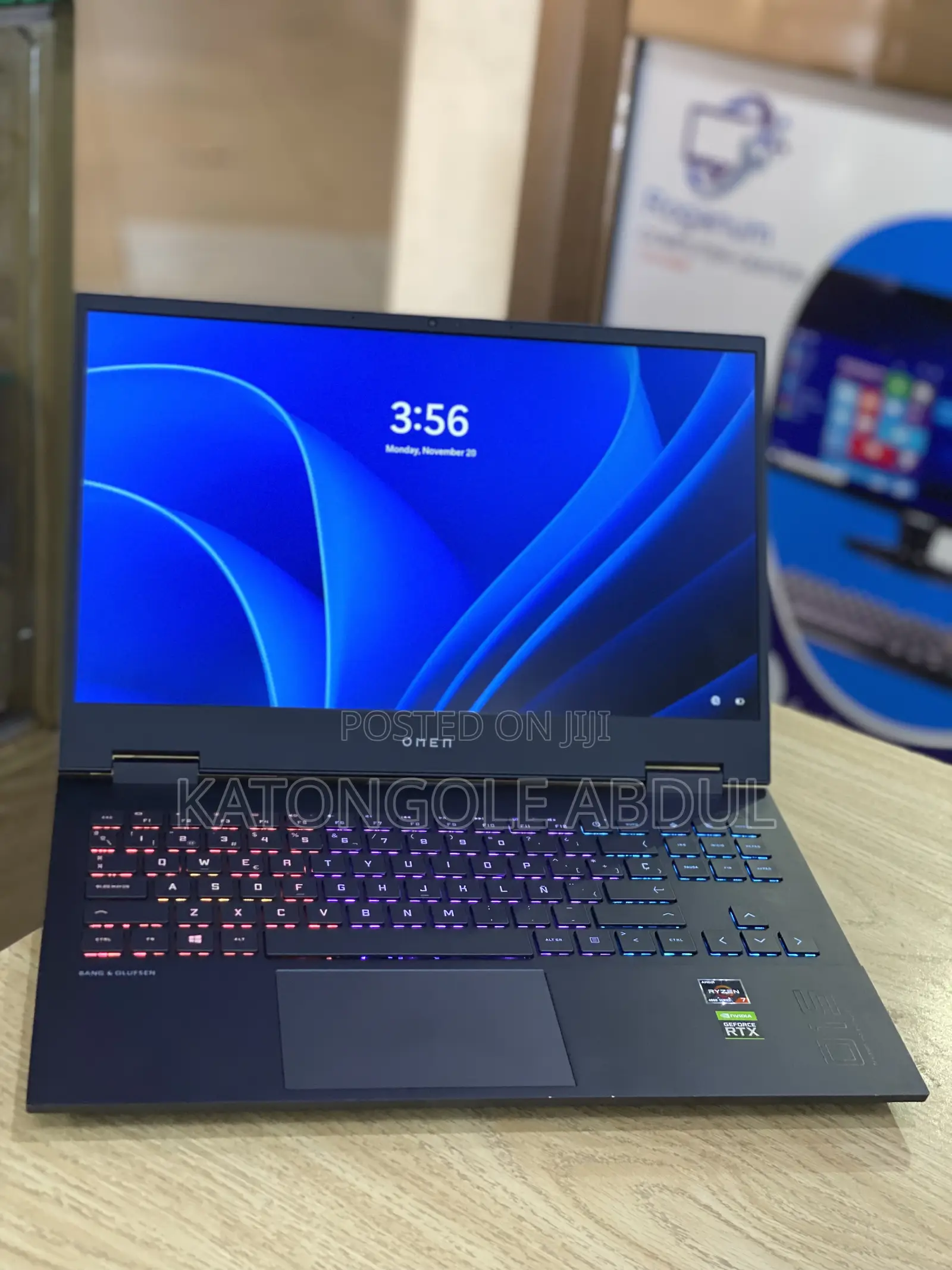 New Laptop HP Omen 15 16GB AMD Ryzen 7 SSD 512GB
