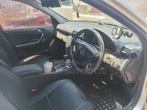 Mercedes-Benz C180 2005 Silver