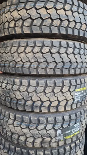 265/70r19.5 Original Black Hawk