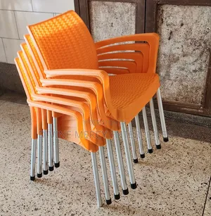 Restaurants Armed Steel Leg Chair