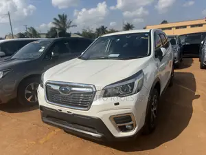 Subaru Forester 2018 White