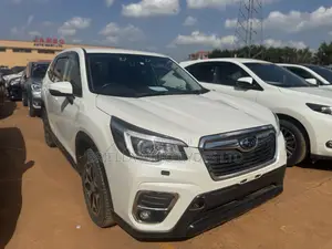 Subaru Forester 2018 White