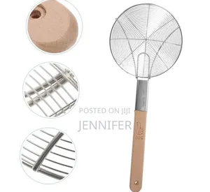 Stainless Steel Mesh Strainer With Wooden Handle