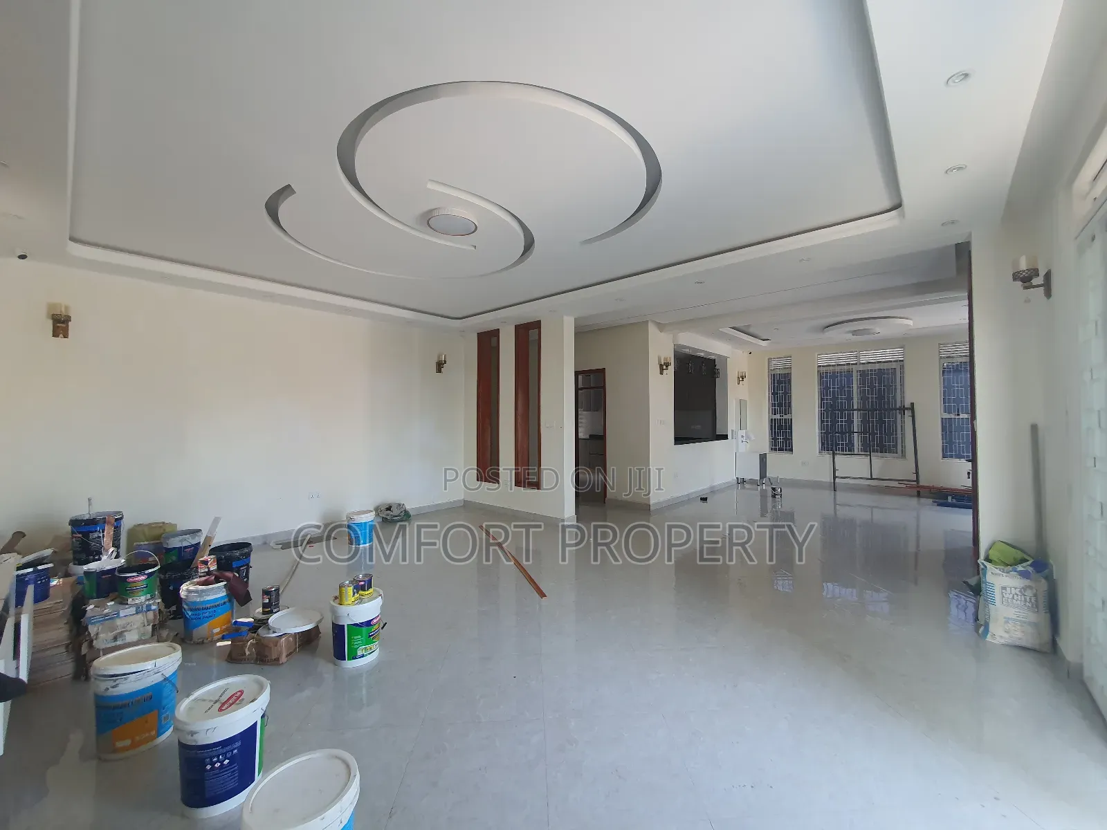 5bdrm Mansion in Munyonyo, Makindye for sale
