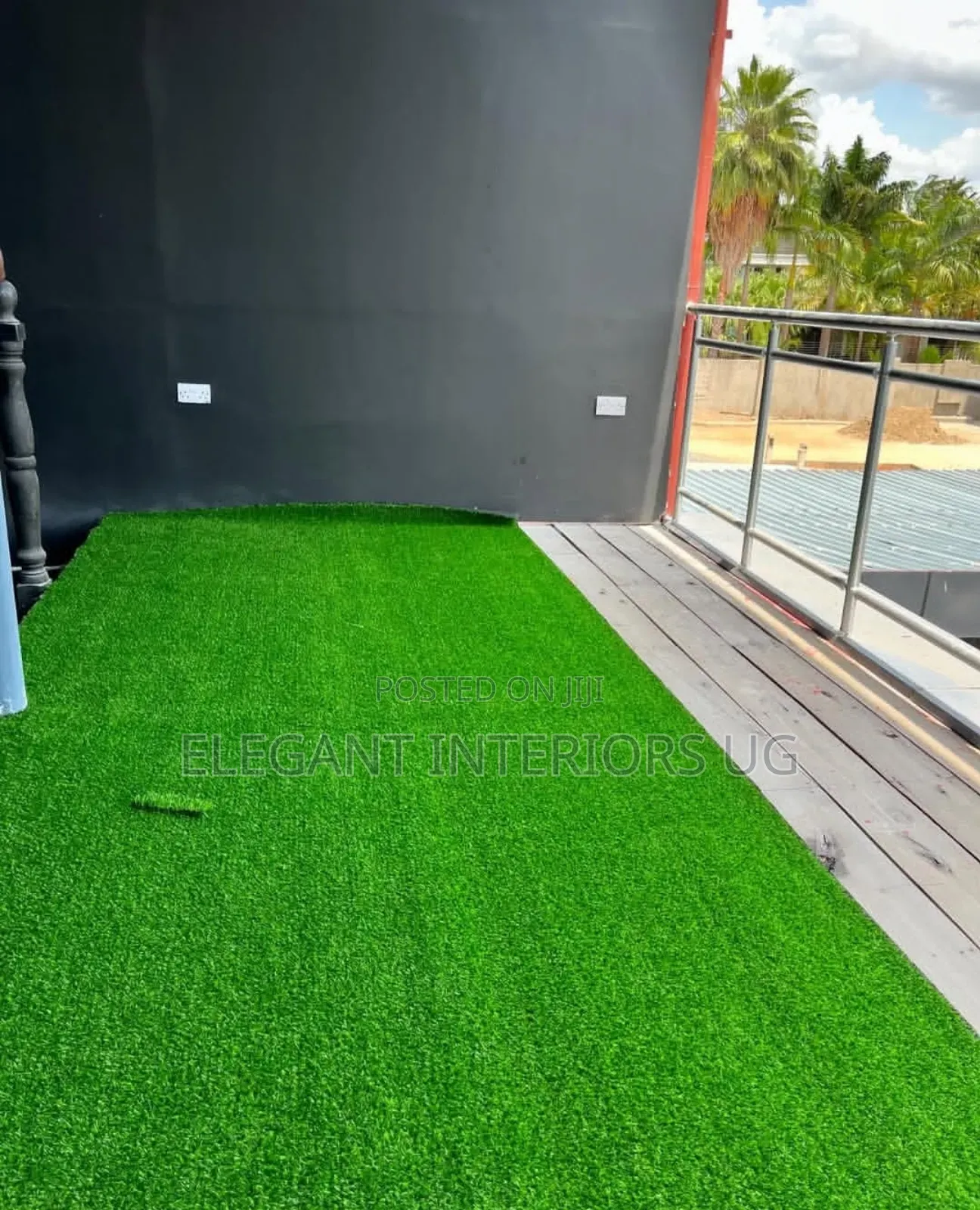 Artificial Grass Carpets for Play Ground Turfs and Bars Available