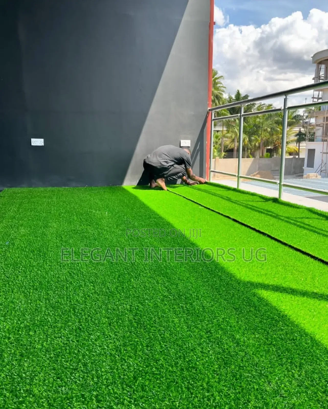 Artificial Grass Carpets Per Square Meter Available in Market