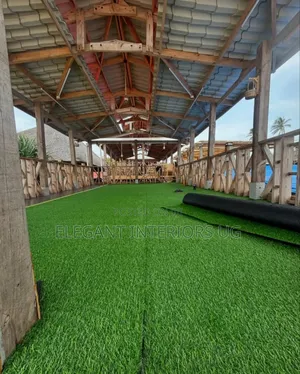 Artificial Grass Carpets Available for Home Balconies and in Bars