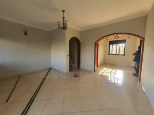3bdrm Apartment in Muyenga, Makindye for rent