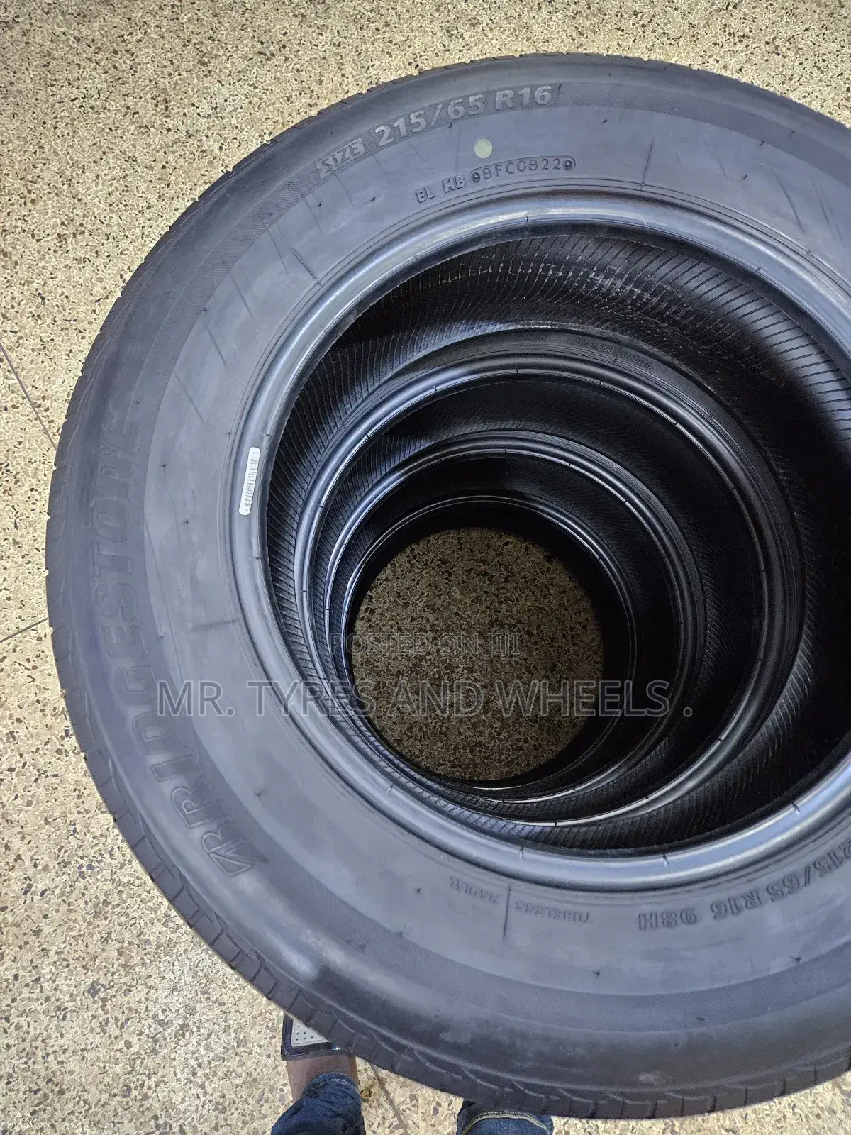 215 65 R16 Japan Bridgestone.Wish.Noah.R4 Old Model N Others.