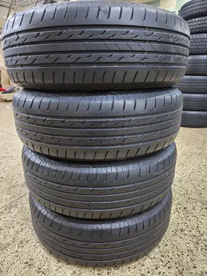 215 65 R16 Japan Bridgestone.Wish.Noah.R4 Old Model N Others.