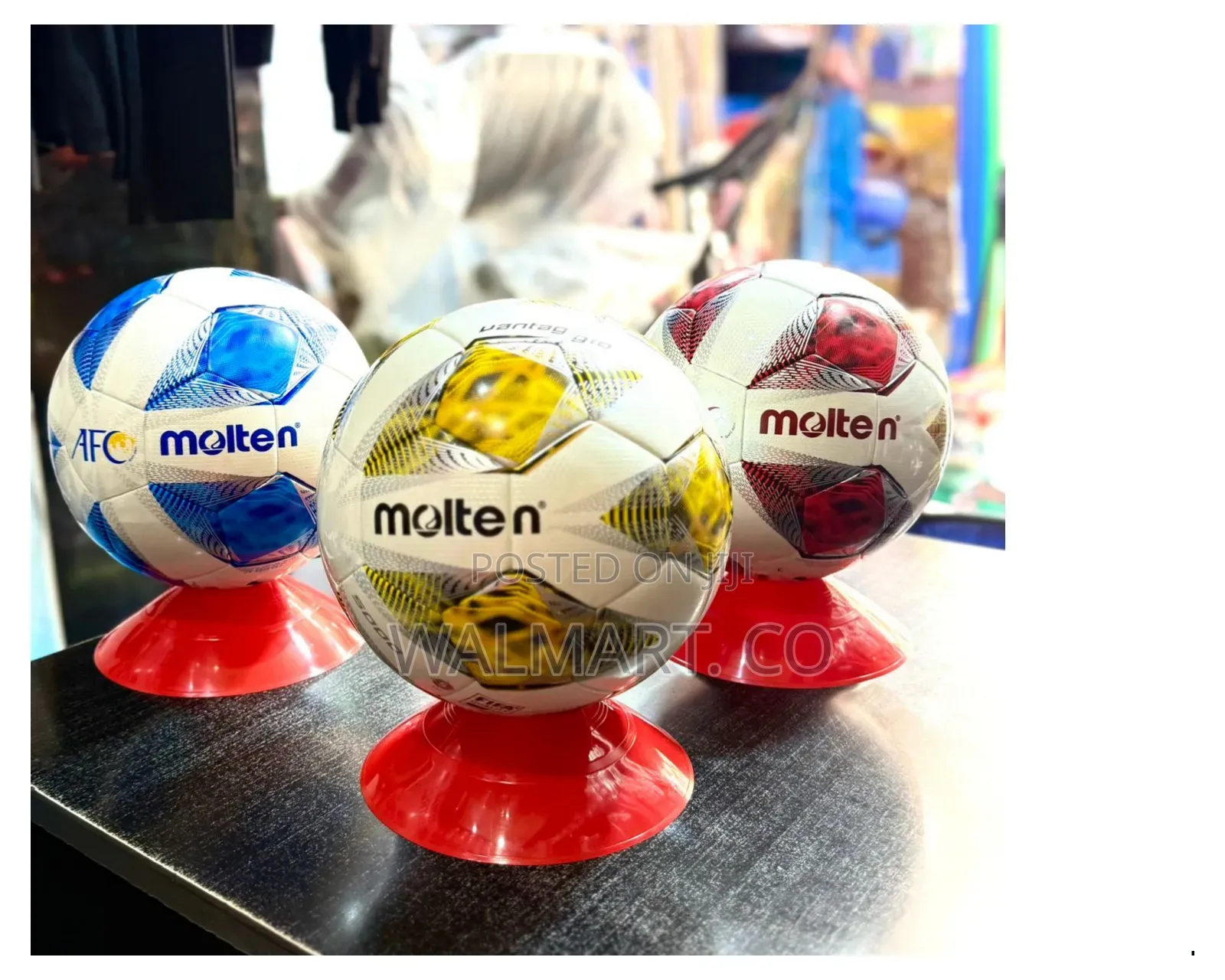 Molten Sports Tubeless Soccer Ball