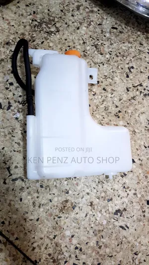 Nissan Hardbody Radiator Coolant Reservoir Can