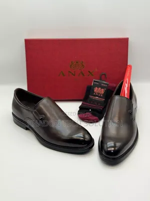 Classic Mens Brand New Shoes for Elegant Look