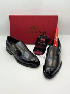 Classic Mens Brand New Shoes for Elegant Look