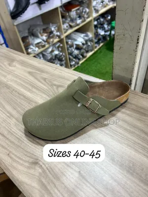 Mens Toes Closed Sandals