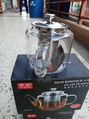 Dizhi High Borosilicate Glass Teapot, Model Hyh-Za1 800ml Capacity.