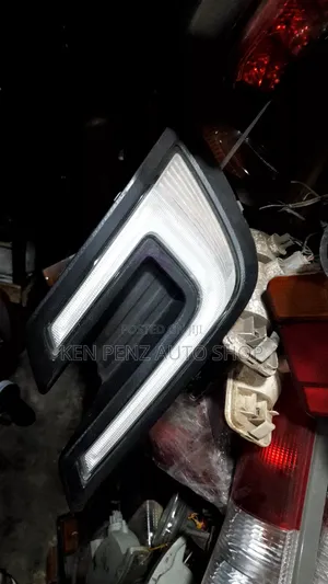 Subaru Exiga Crossover 7 Foglight Assembly