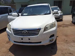 Toyota Vanguard 2009 White
