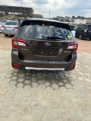 Subaru Outback 2.5i 4dr Wagon AWD (2.5L 4cyl CVT) 2015 Gold