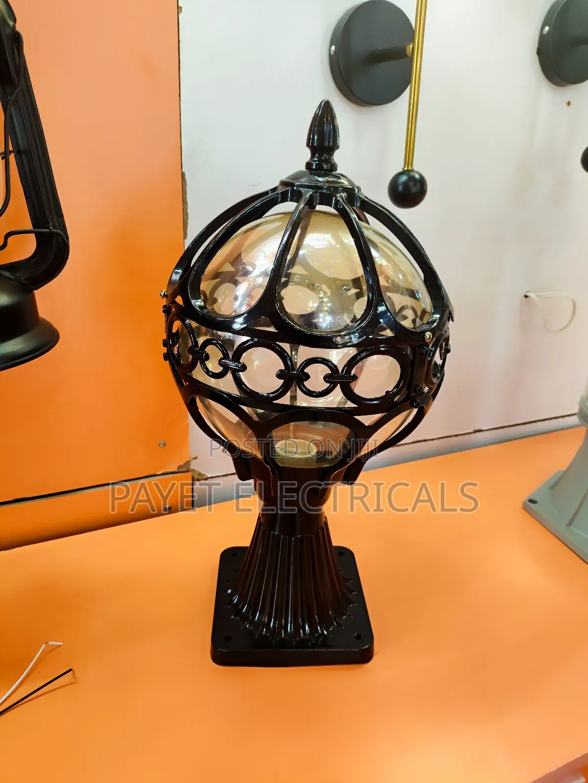 New Model Medium Top Fance Light for Security