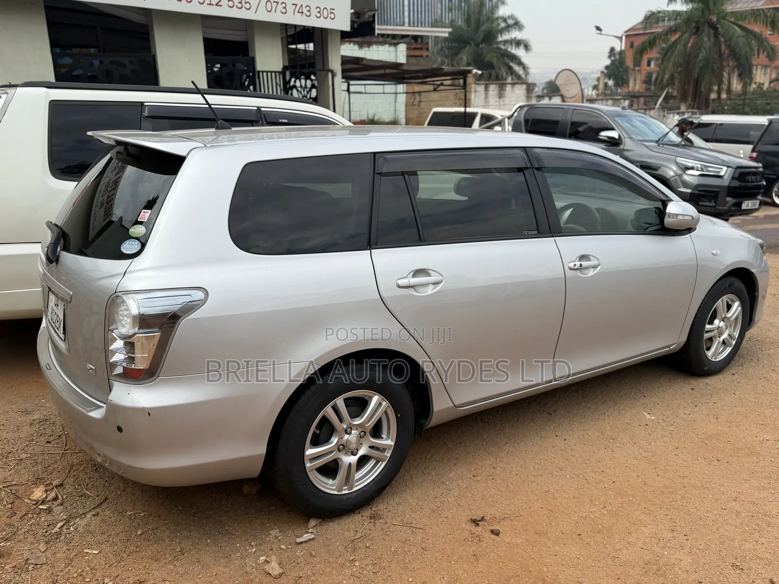 Toyota Corolla Fielder 2010 Silver