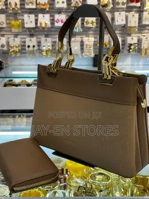 Chris Bella Bag With Golden Handle and a Wallet