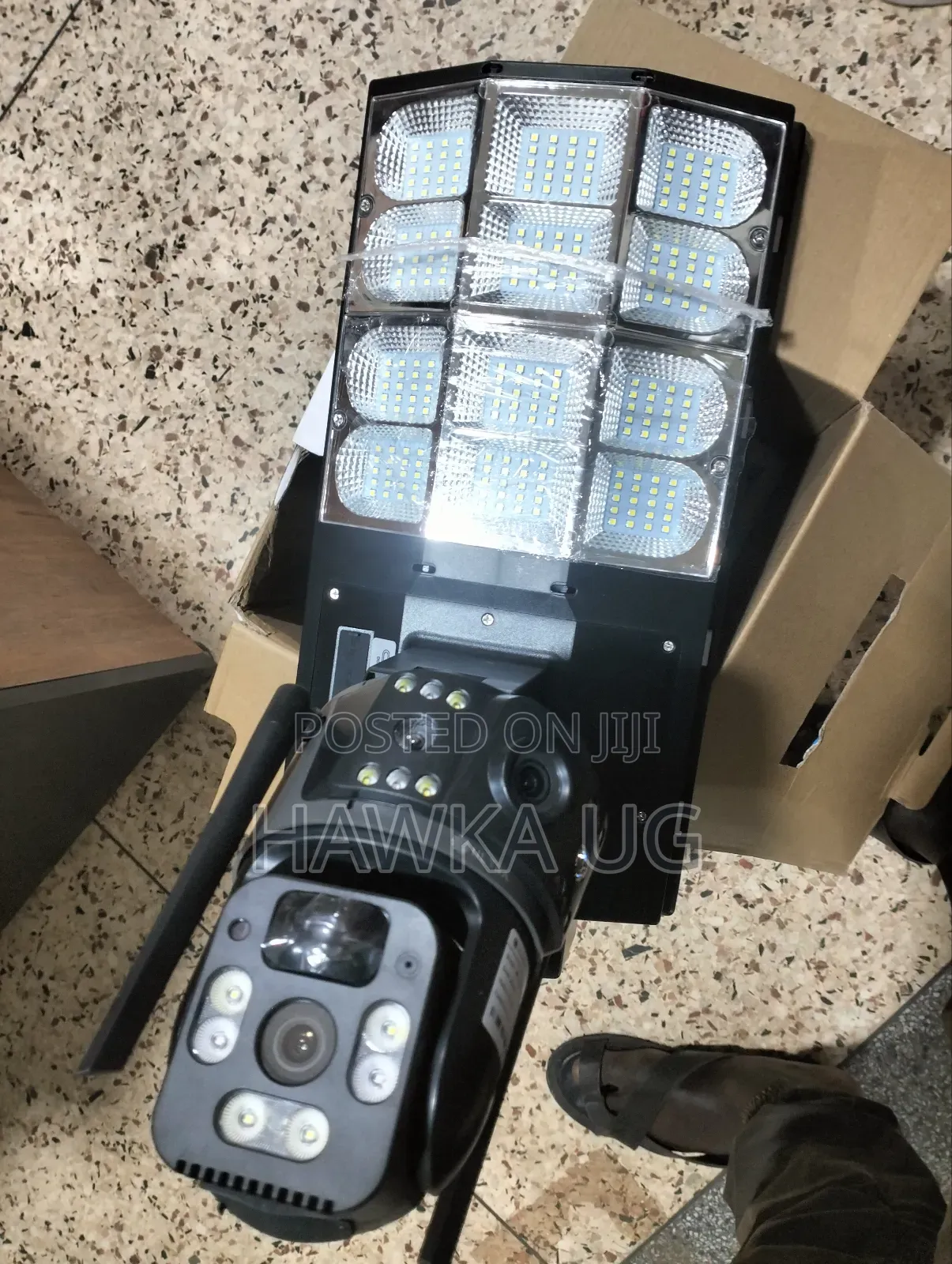 Dual Lense Solar Lighting Camera