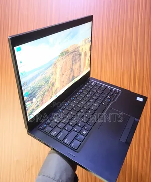 New Laptop Dell Latitude 7390 8GB Intel Core I5 SSD 256GB