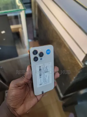 New Apple iPhone 13 Pro 256 GB Gold