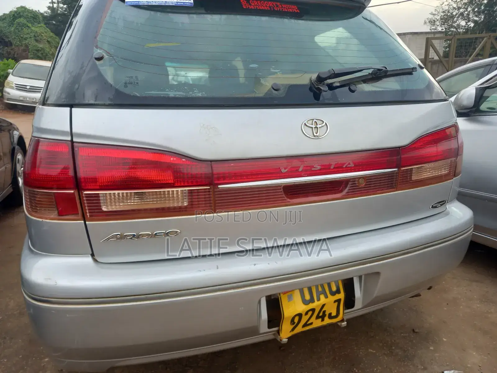 Toyota Vista 1998 Silver