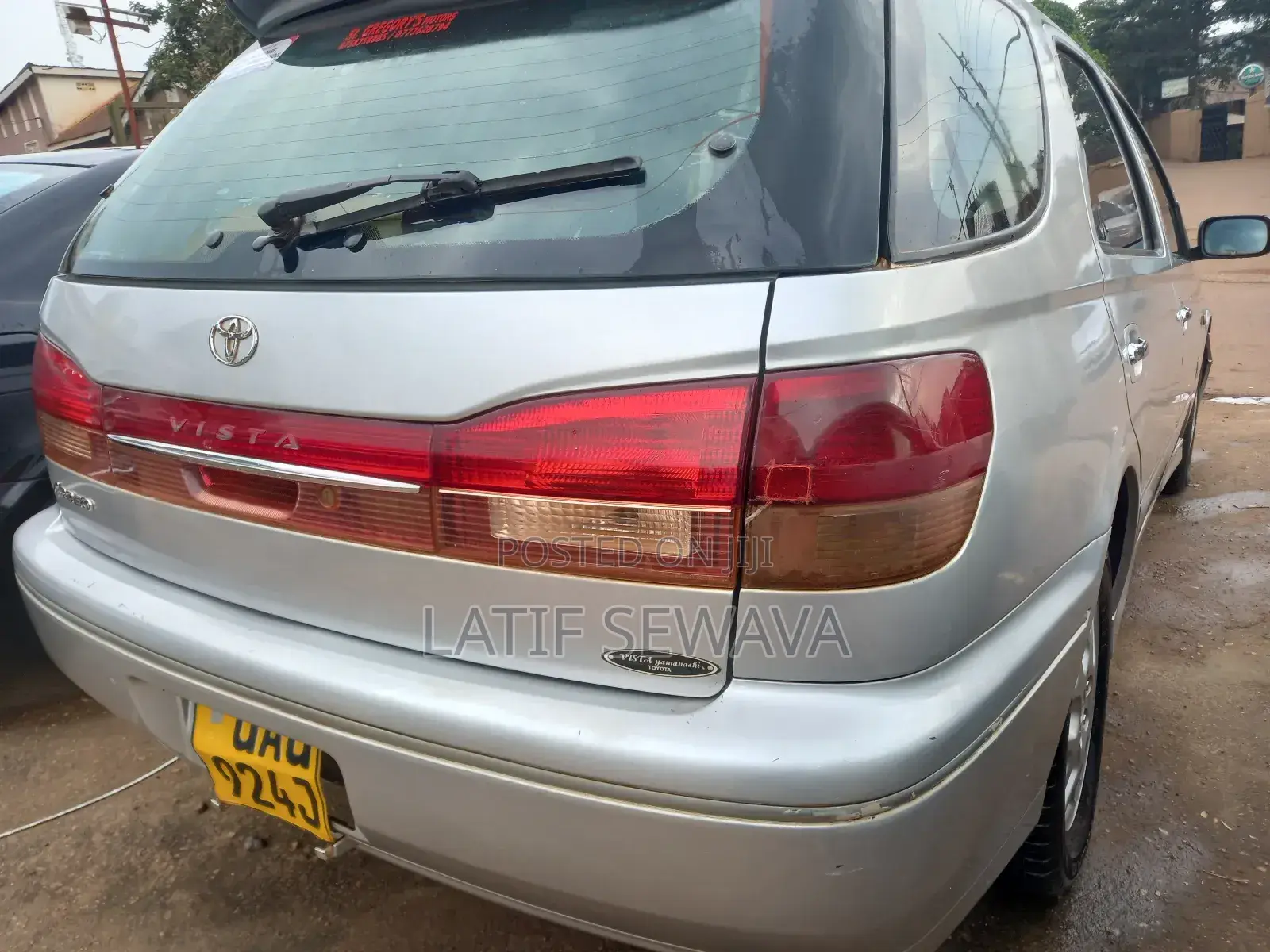 Toyota Vista 1998 Silver