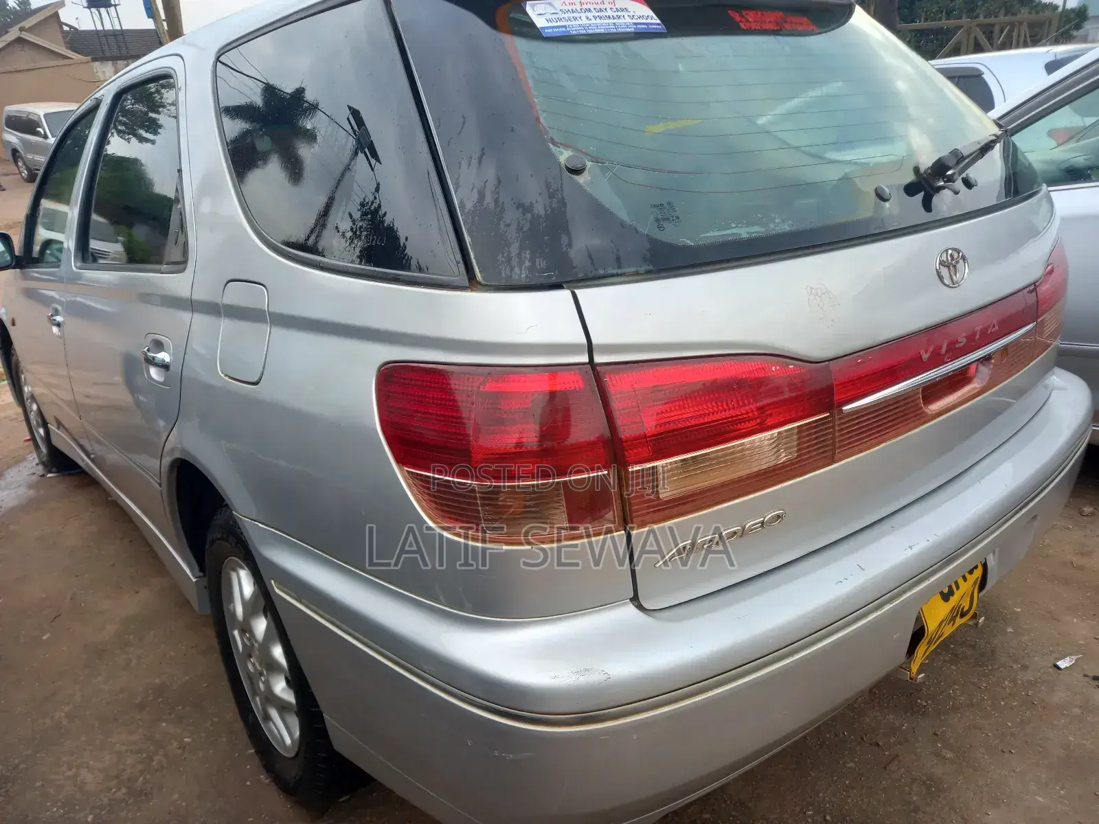 Toyota Vista 1998 Silver