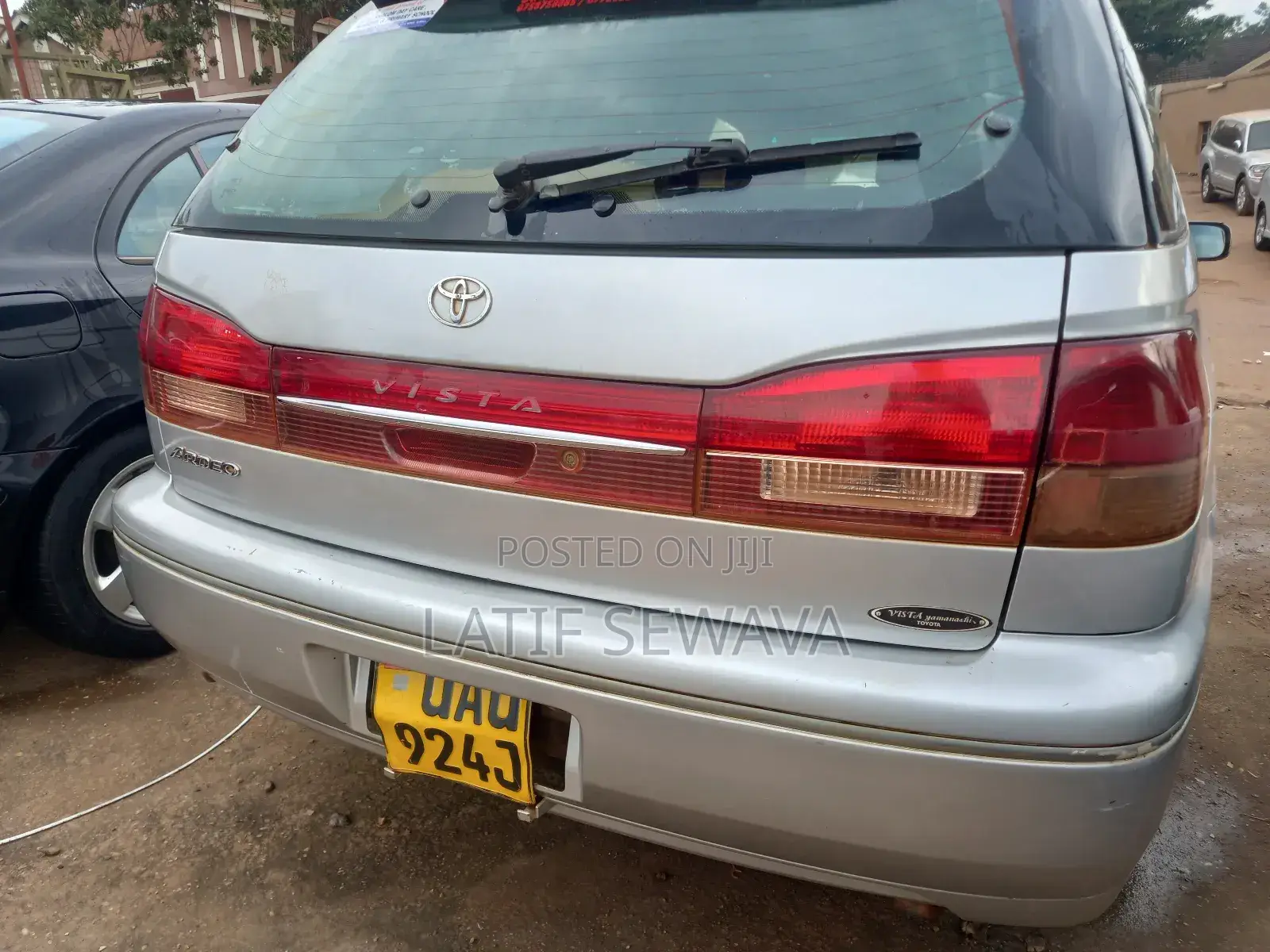 Toyota Vista 1998 Silver