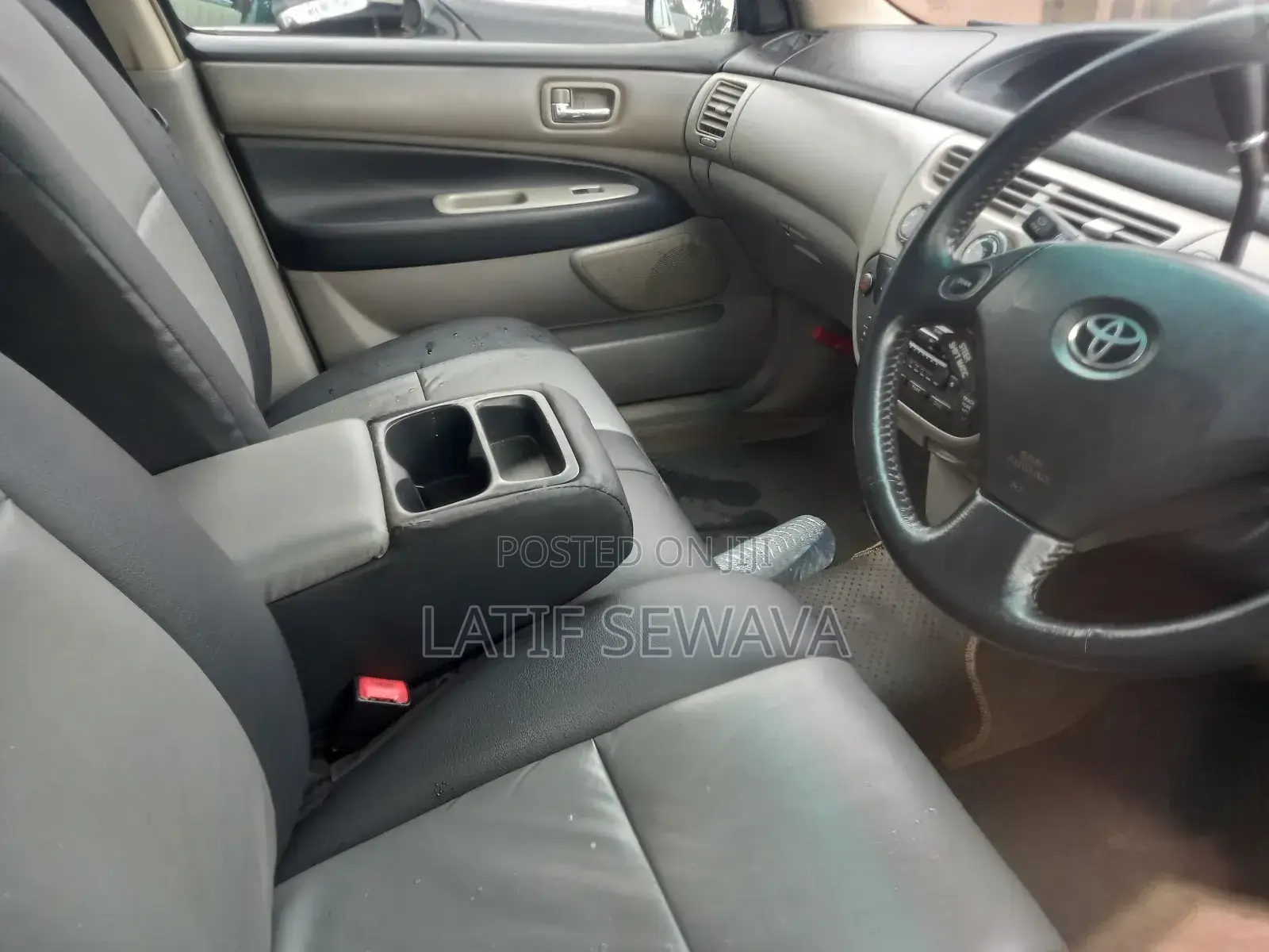 Toyota Vista 1998 Silver